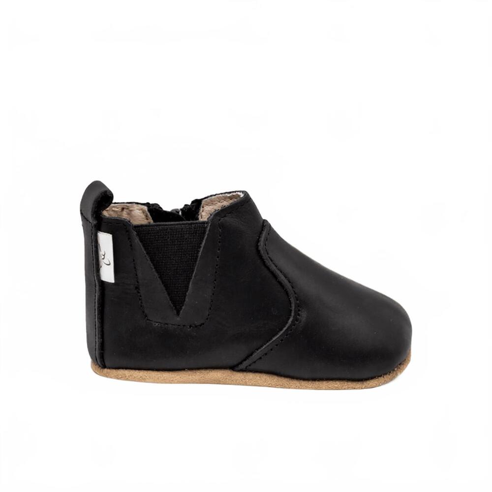 NEW LITTLE LOVE BUG kid's chelsea moccasin boots in black